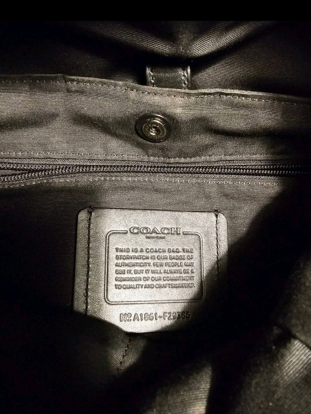Coach Terrain Leather Roll Top Backpack Mesh Pocket F29386 Chalk/Black